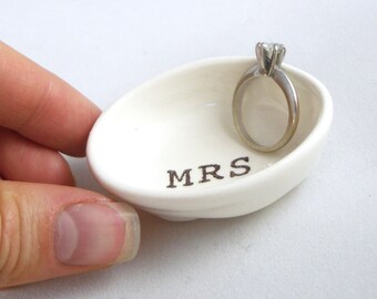 Plato para anillos de boda, regalo para la Sra. Porta anillos, regalo de compromiso, porta anillos de compromiso, regalos de compromiso, anillo de boda, regalo de despedida de soltera