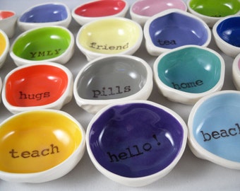 CUSTOM WHOLESALE 40 piece personalized ring dishes ceramic ring holders wedding gifts jewelry dishes gifts for her home decor gifts for kids