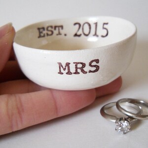 custom MRS gift wedding date RING HOLDER gift for bride ring holder wedding date bridal shower gift hers ring pillow wedding gift ceramic image 3