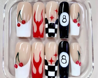 ロカビリースタープールプレスオンネイル | レッドブラックチェリー