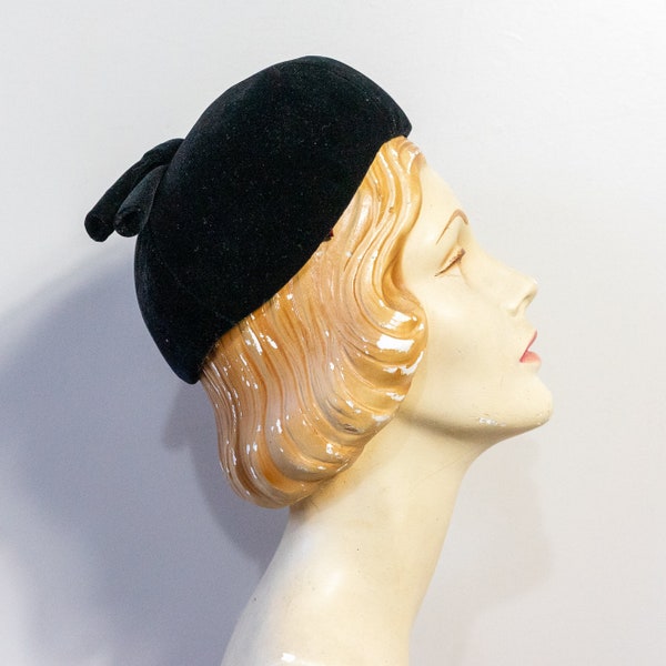 vintage 1960s black velvet pillbox hat with decorative tie | 60s Adolfo at Saks Fifth Avenue mod beret