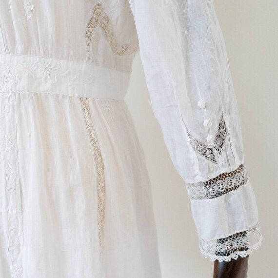 1910s Edwardian Embroidered Linen Dress: Antique … - image 6