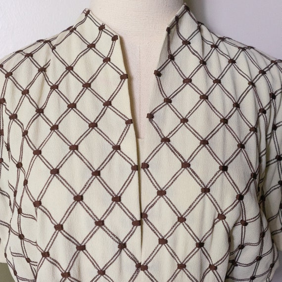 1940s ivory crepe rayon dress with brown lattice … - image 6