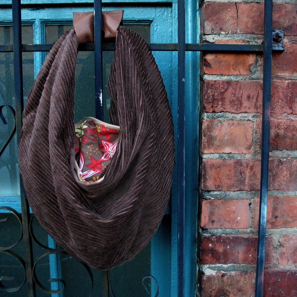 Patrón de costura de bolso hobo PDF. Diseñador de moda de otoño de Skadoot en Etsy.