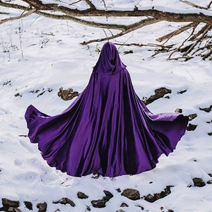 Purple velvet stretch Cloak Velvet Cape Costume Cape Fairytale Fantasy Cloak in violet Medieval larp witchcraft witch cloak