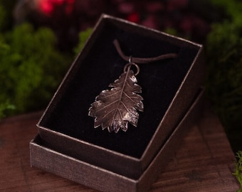 Natural Oak Leaf Preserved in copper , Elven Jewelry, Natural Jewelry, elvish mum gift