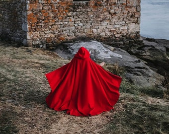 Red vegan wool cloth Cape Hooded Cloak Riding Hood cloak with train very long larp costume winter witch cloak witchcraft medieval