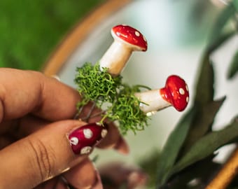 Mushroom hair pins whimsical wedding accessory,goblincore head piece, woodland wedding cottagecore