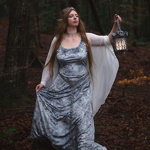 Elven Dress Celtic Medieval Wedding dress Galadriel Costume Elvish, Medieval, Pre- Raphaelite, Bridal, Faery silver white medieval