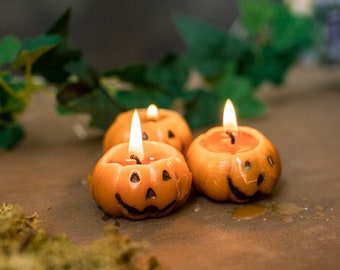 Pumpkin Candle - Halloween candle set - cinnamon and orange Scent - Party Favors