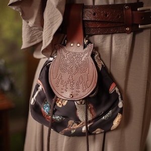 Owls Mushroom leather belt pouch Halloween Samhain woodland and leather larp bag leaves medieval bag alchemist cottagecore renfair