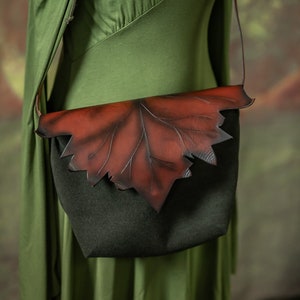 Bolso de hoja élfica tela y cuero Otoño naturaleza cottagecore caída forma negro y marrón Druida bruja inspirado bolso de hombro imagen 6