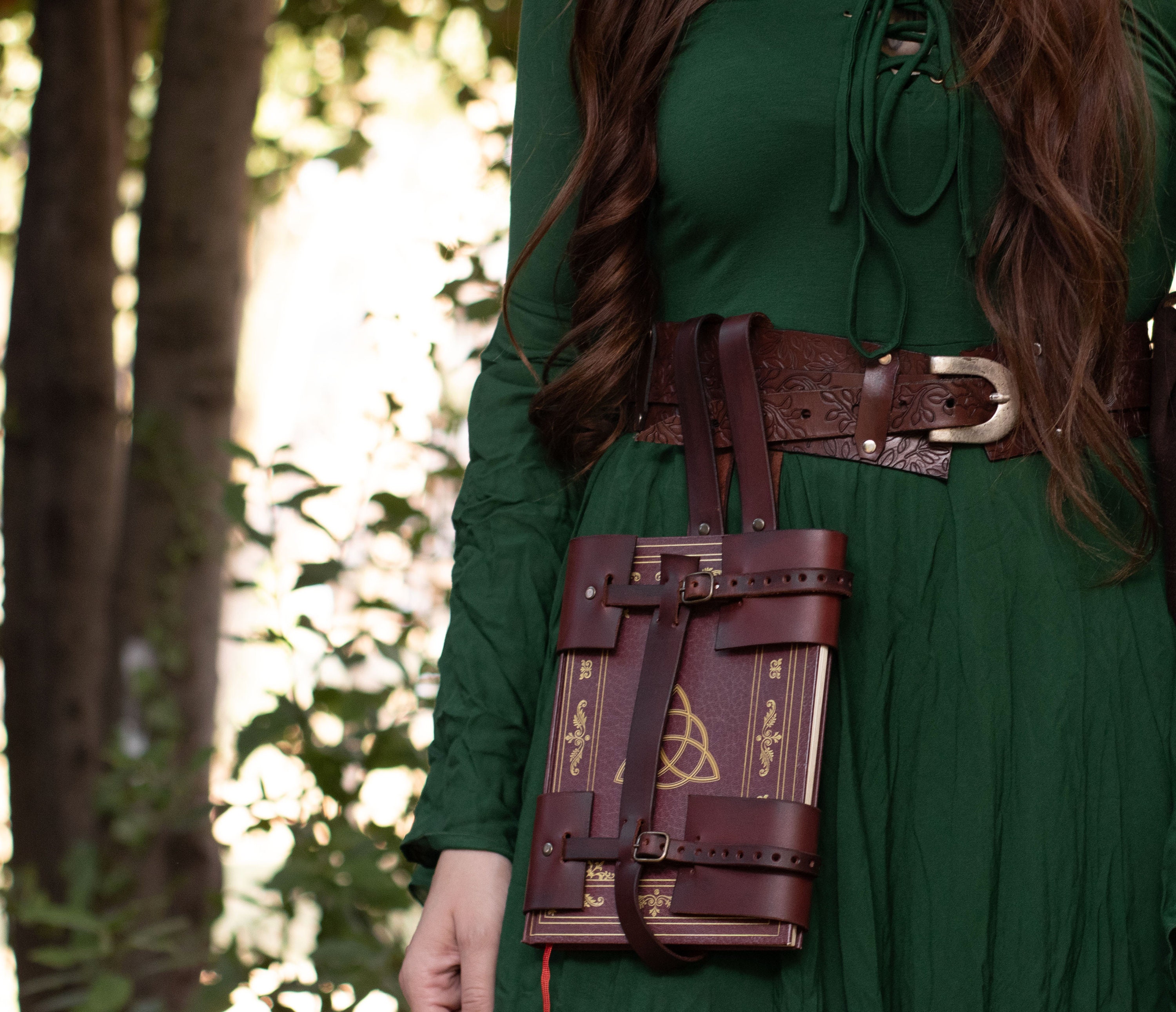 Leather Book Holster LARP, Witchcraft, Book of Shadows - Etsy Leather Book Holster LARP, Witchcraft, Book of Shadows - Etsy