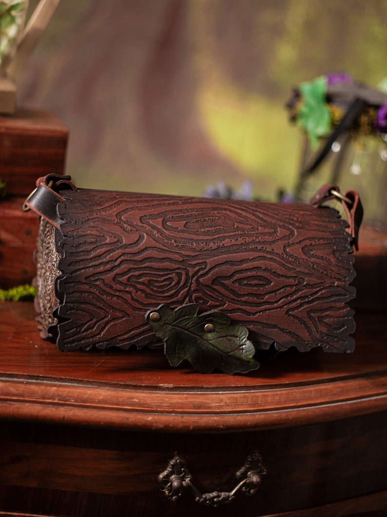 Log bag wood and leather nature form Druid witch inspired handbag shoulder bag goblincore cottagecore image 3