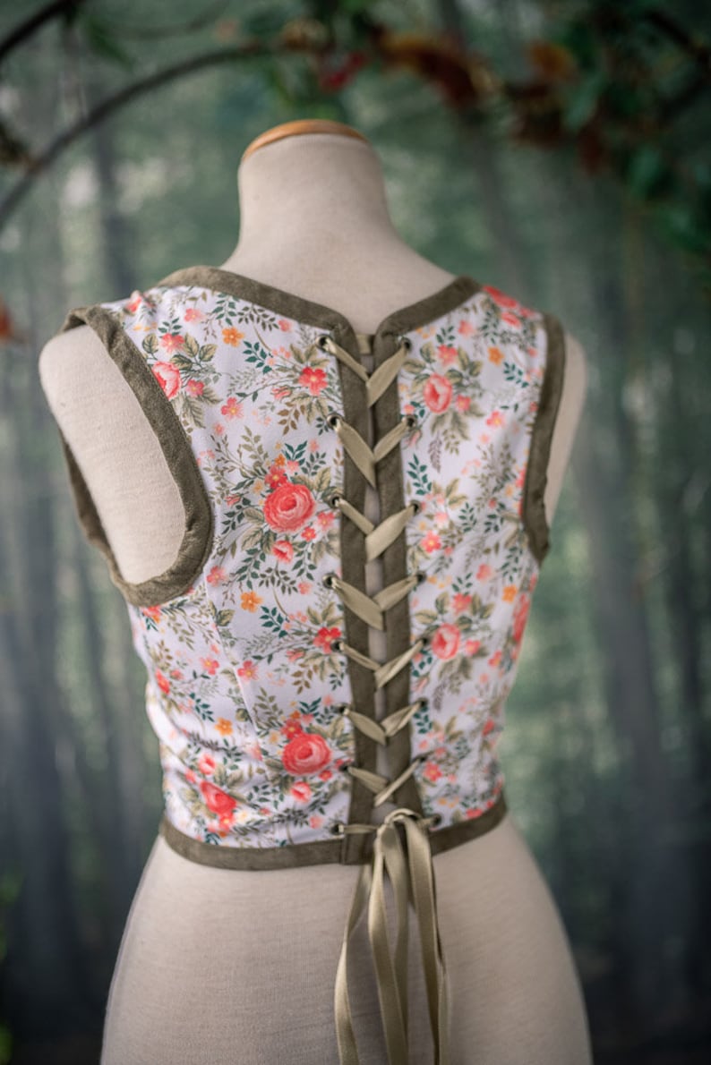 Hobbit bodice, Renaissance corset flowers cottagecore style corset vest, Wench regency steampunk image 2