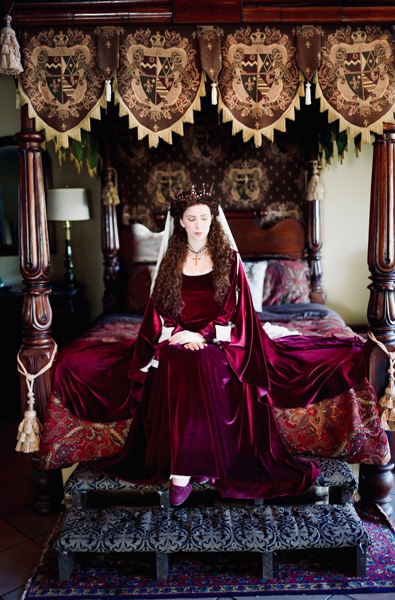 Burgundy medieval dress red velvet preraphaelite ren fair elven costume celtic medieval velvet dress Without Belt