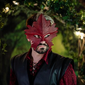 Máscara de cuero Druida Hoja Arce otoño natural wiccan mascarada Hombre Verde Rojo