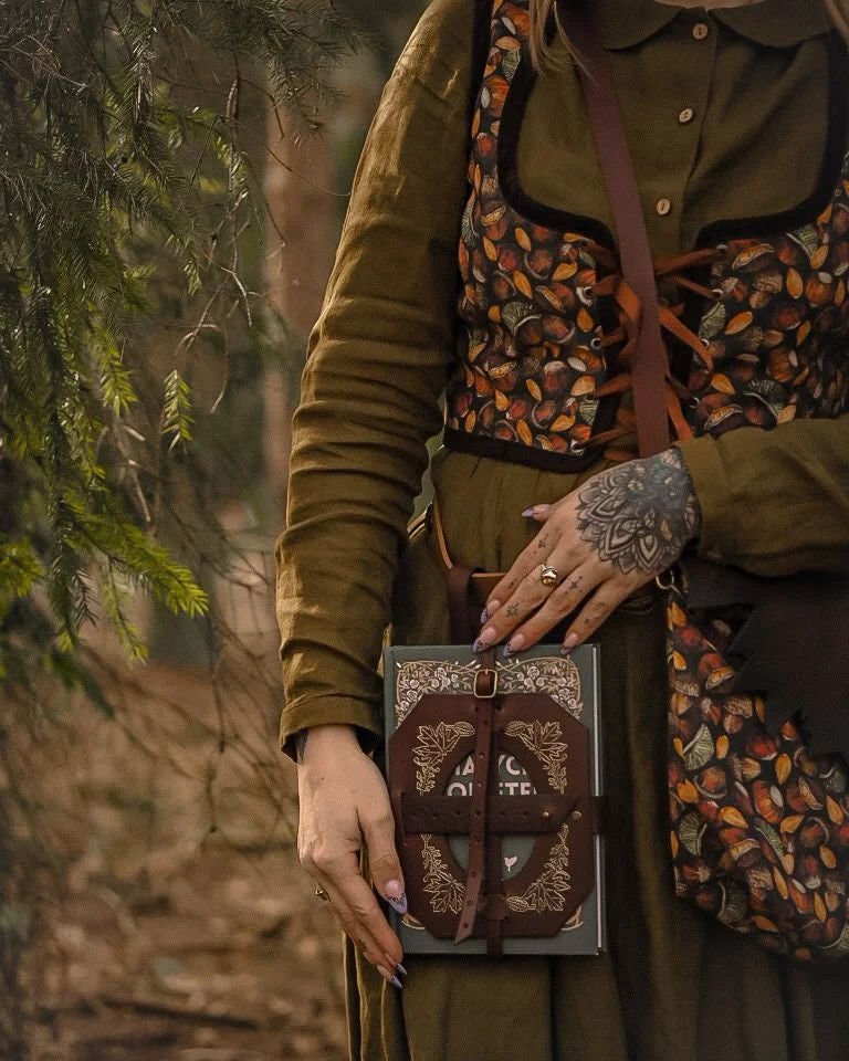 Book Holder - larp leather book bag -  book lover gift - waist book Holster - Book of shadows - spell book - witchcraft gold brown