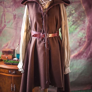 Surcoat Ranger à capuche gilet d'assassin unisexe survêtement ouvert sur le devant elfique pirate fantaisie médiéval renaissance costume cosplay image 5