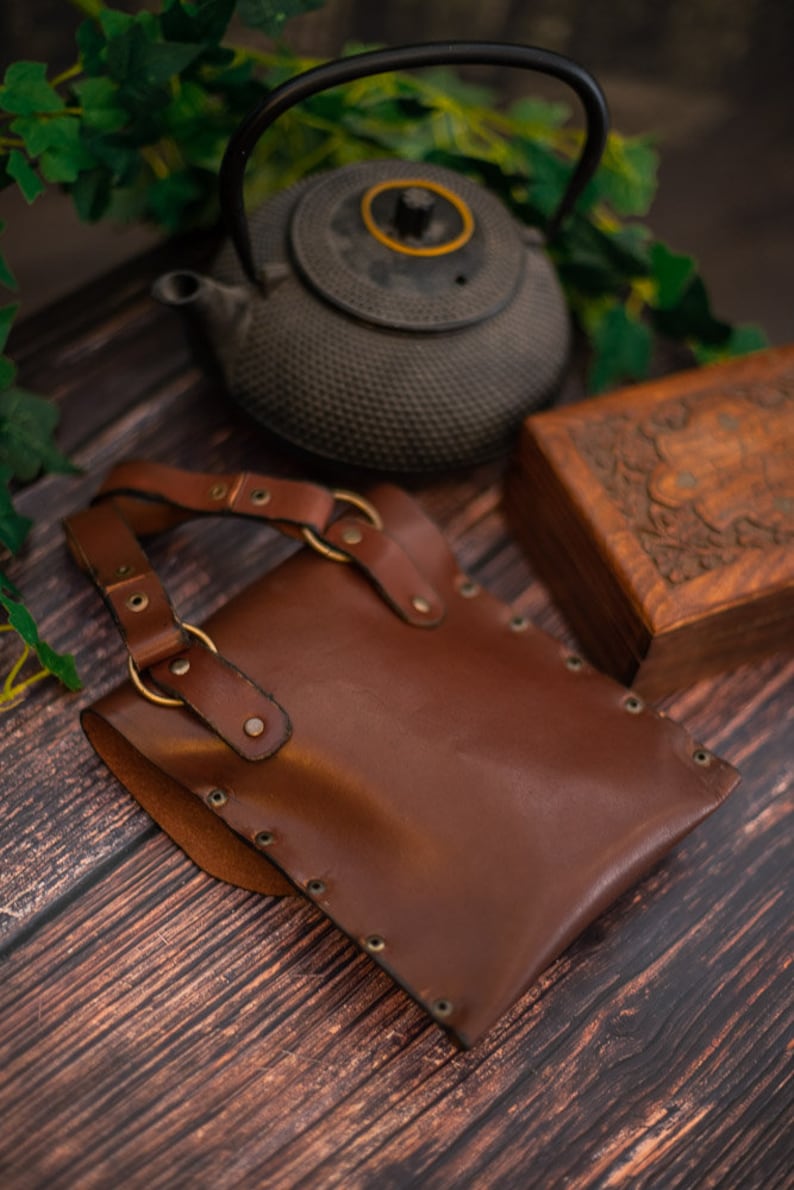 Leather belt bag Medieval pouch hip bag for LARP Alchemist Druid Steampunk druid accessories ren faire image 9