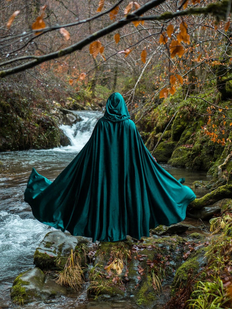 Velvet cape green hooded cloak, medieval elven fantasy costume cape with hood image 1