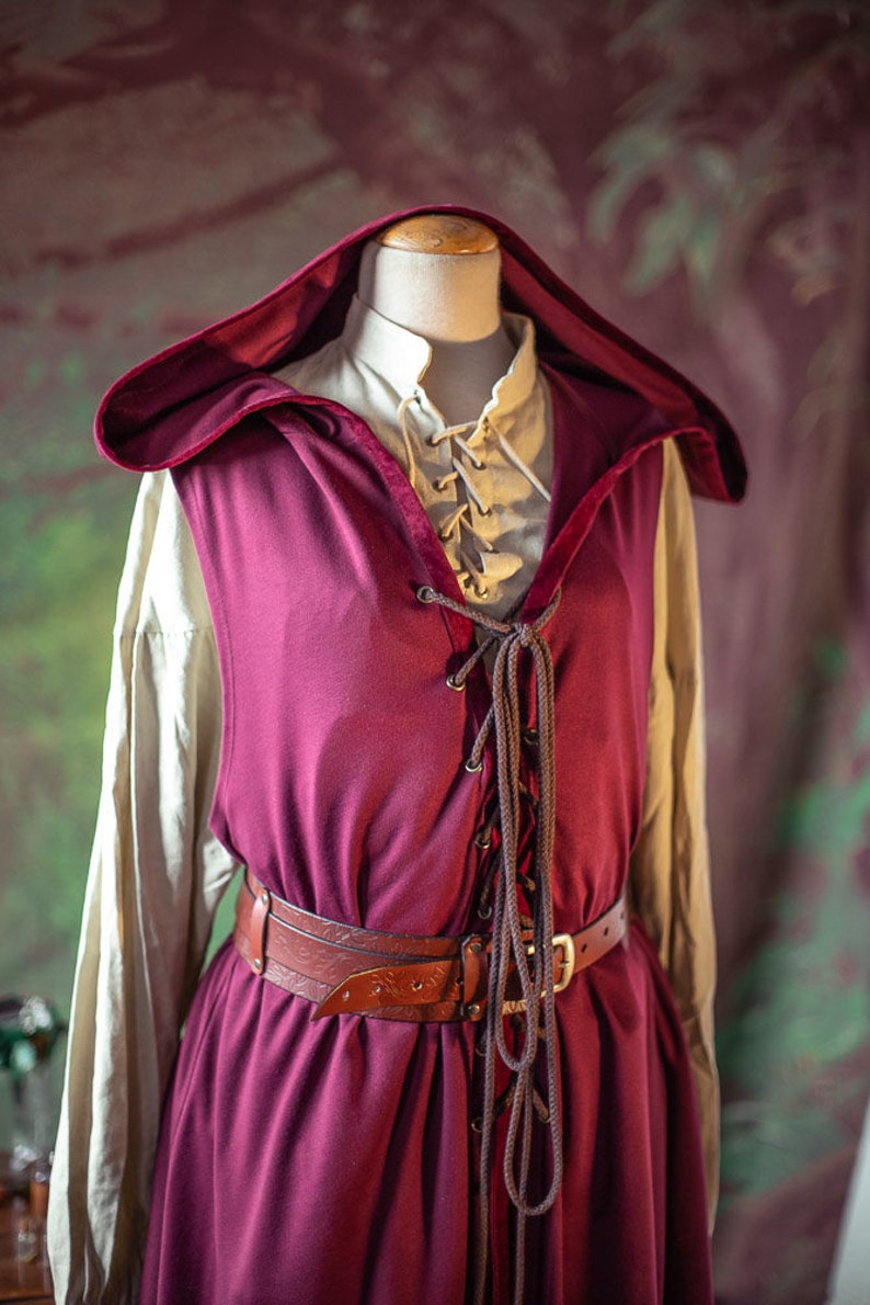 Surcoat Ranger à capuche gilet d'assassin unisexe survêtement ouvert sur le devant elfique pirate fantaisie médiéval renaissance costume cosplay Burgundy