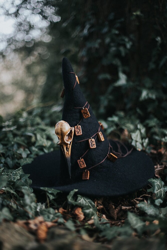 Hand-Crafted Witch’s Hat with Raven, Real Feathers and Scarf Raven Black Felt Witch Hat: Bird Skull Bow, Slanted Brim  main image 2