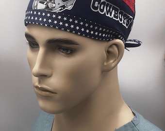 Gorra quirúrgica Giddy Up Cowboys. Equipo de fútbol: cómoda gorra de algodón con cierre tipo lazo.