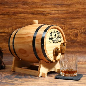 Gepersonaliseerd gegraveerd whiskyvat 3L | Mini houten whiskyvat | Huwelijkscadeau | Cadeau voor bruidsjonkers | Verjaardagscadeau | Houten vat | Cadeau voor Hem
