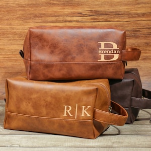 Personalized Leather Toiletry Bag for Men – Custom Dopp Kit–Groomsmen Gift–Waterproof Shaving Bag–Travel Organizer for Him-Leather Accessory