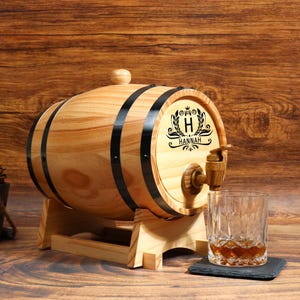 Personalized Engraved Whiskey Barrel 3L | Mini Wood Whiskey Barrel |Wedding Gift|Groomsmen Gift | Birthday Gift | Wood Barrel | Gift for Him