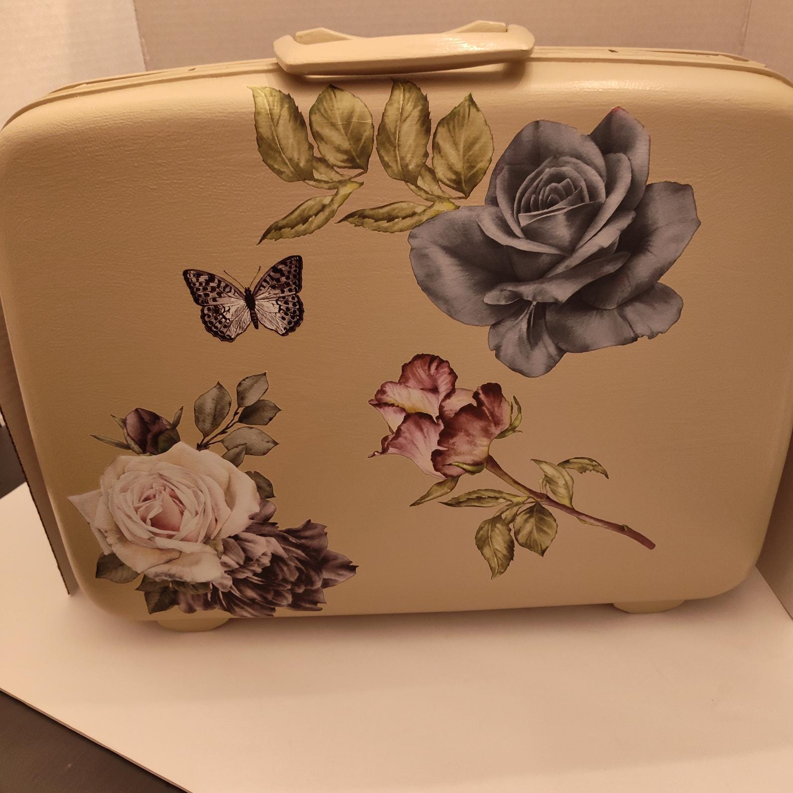 21 Vintage Suitcase - Etsy