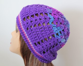 Bonnet au crochet fait main Bleu, violet, rose