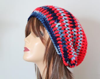 Bonnet fait main au crochet Rouge, couleur bleu
