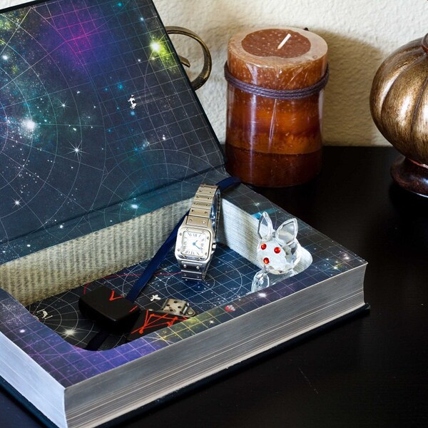 Hollow Book Safe - The Ultimate Hitchhikers Guide to the Galaxy