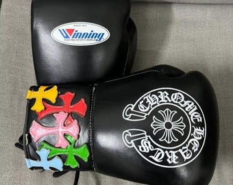 Heart And Rose Print Pattern Boxing Gloves