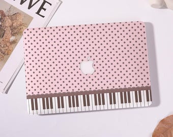 Funda para MacBook con estampado de lunares rosas y acabado mate, compatible con MacBook Neo A18, Pro 13, 14, 15, 16, Air 15, 13, 11, M5/M4 (2026). Carcasa rígida. Regalos personalizables.
