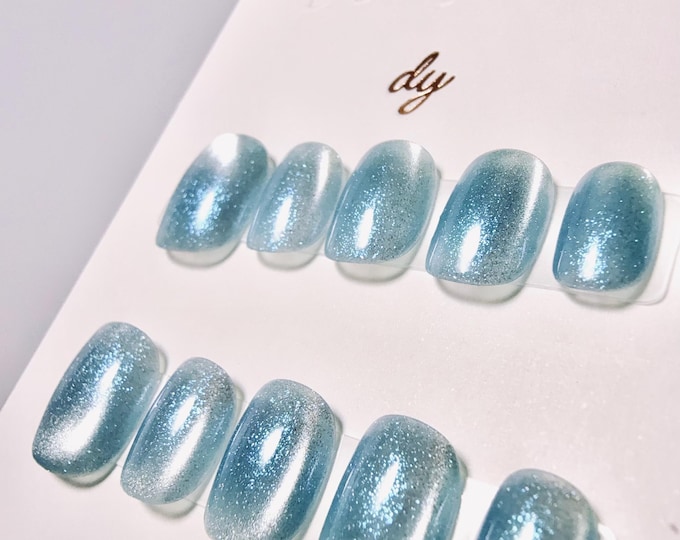 Turquoise Sky Glow | Press on nails
