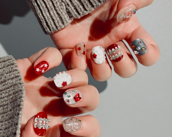 Crimson Star Butterfly | Press on nails