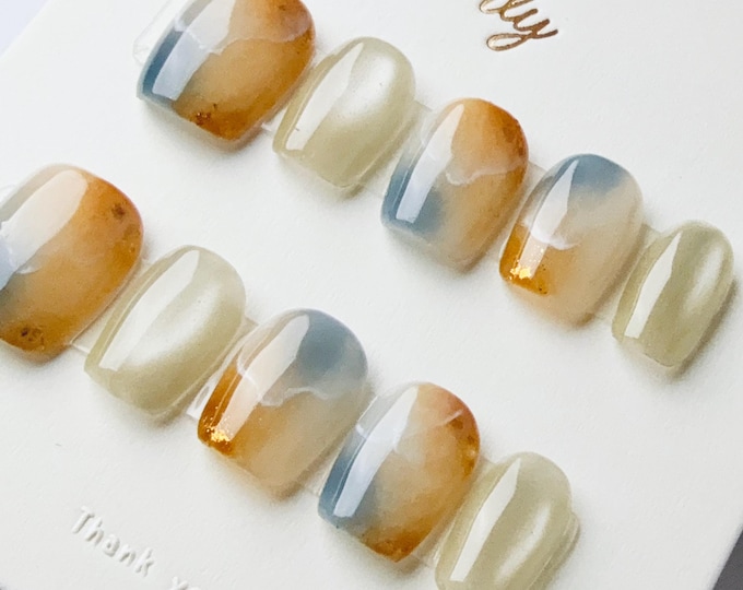 Lime Glass Dew | Press on nails