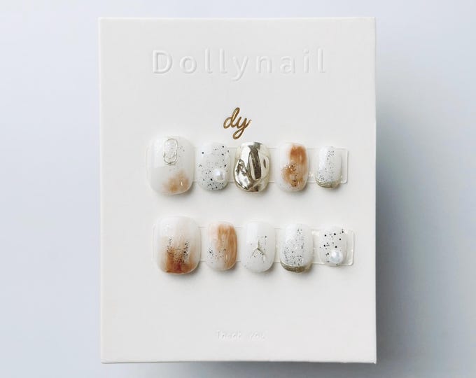Antique Pearl Gild | Press on nails