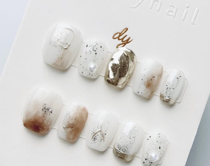 Antique Pearl Gild | Press on nails
