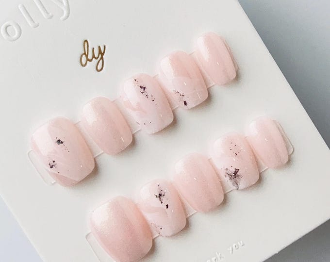 Rosé Ribbon | Press on nails
