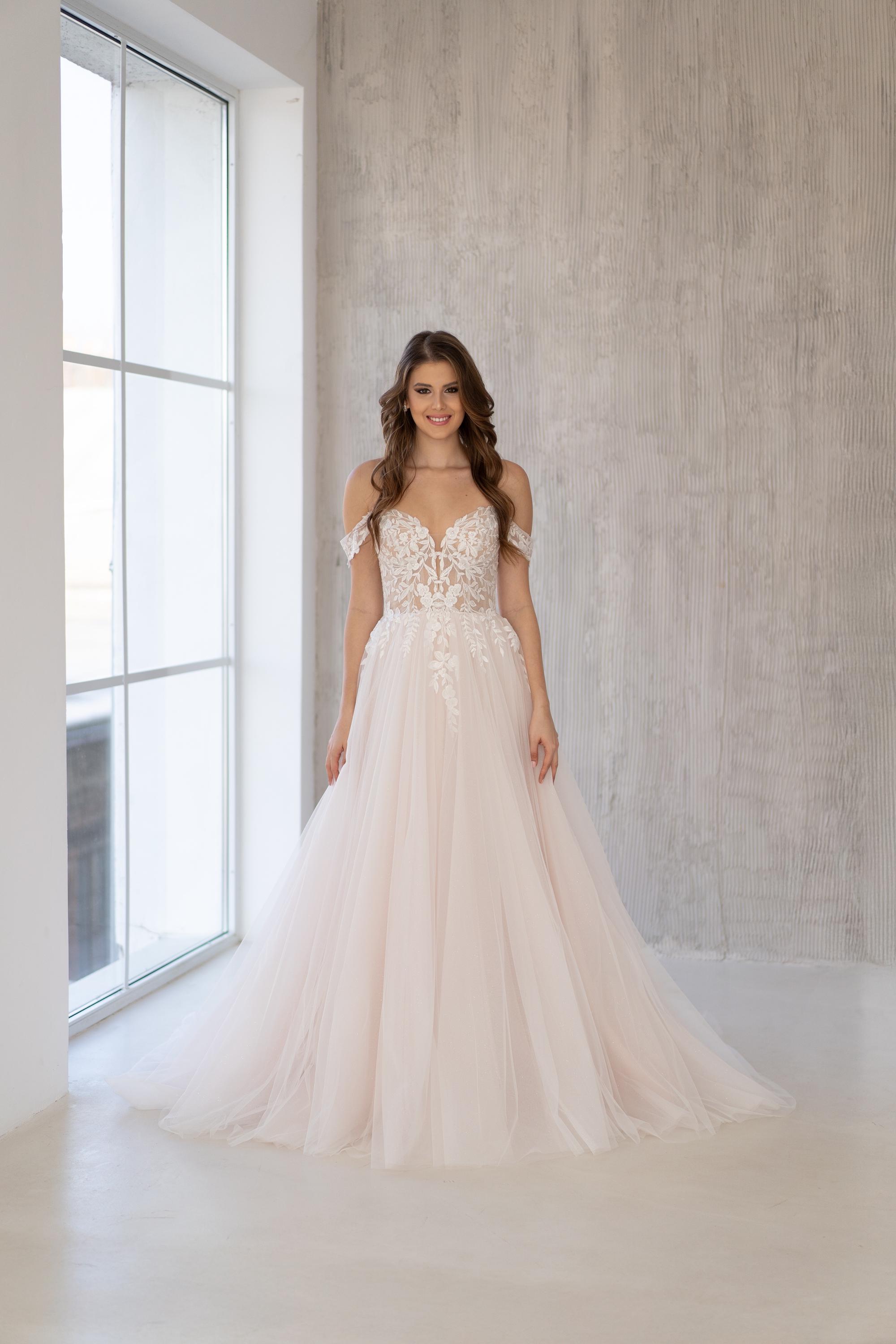 Glitter Tulle A-Line Wedding Dress: Floral Lace, Detachable Straps