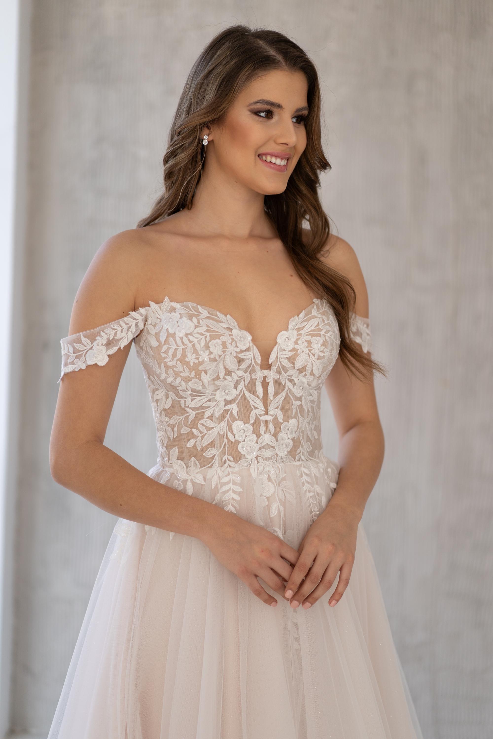 appliqued glitter tulle a line wedding dress Shiny Beaded Lace Applique Glitter Tulle V-neck Sleeveless A-line Wedding Dresses, CW0428 US6 / As Pic