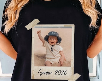 Camiseta personalizada con foto de último año de 2026, camiseta de la clase de 2026, camiseta de graduación personalizada, camiseta de graduación, regalo para último año, camiseta de último año
