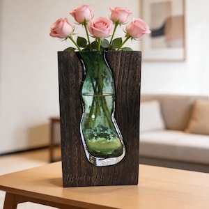 Personalized Solid Wood Glass Vase – Engraved Name Flower Vase, Mothers Day Gift, Anniversary, Wedding Housewarming Decor