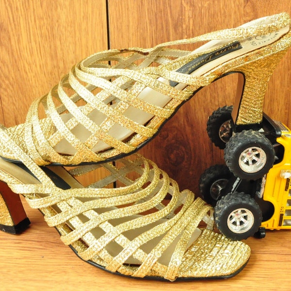 Vintage 60s Metallic Gold Shoes Strappy Cage Sandals Womens Costume 3" Heel Pierre Dumas Designer Collection Disco Party formal event sz 10