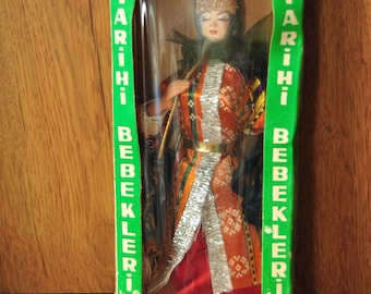 Authentic Souvenir Doll Tarihi Bebekleri Huner made in Turkey In Original Box Festive Turkish Clothing 60s 70s Female