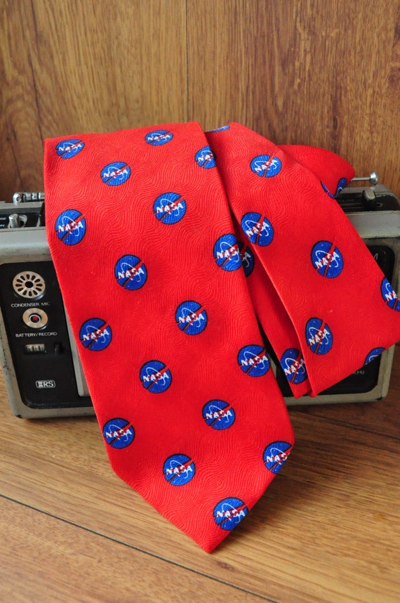 Vintage Mens Tie NASA Logo Theme Red & Blue w/NASA